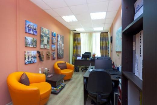 Рождественка ул.